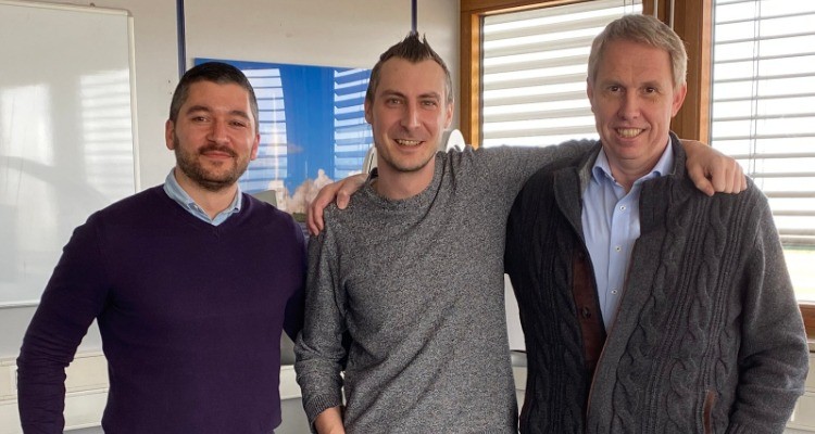 Tischtennis und E-Commerce: Henry Göttler und Domenico Mercuri zu Gast bei Netensio